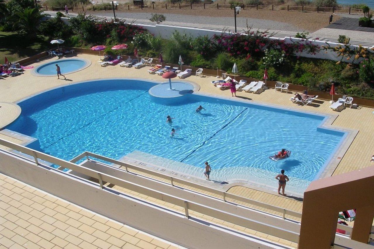 Hotel Luar Портиман Экстерьер фото