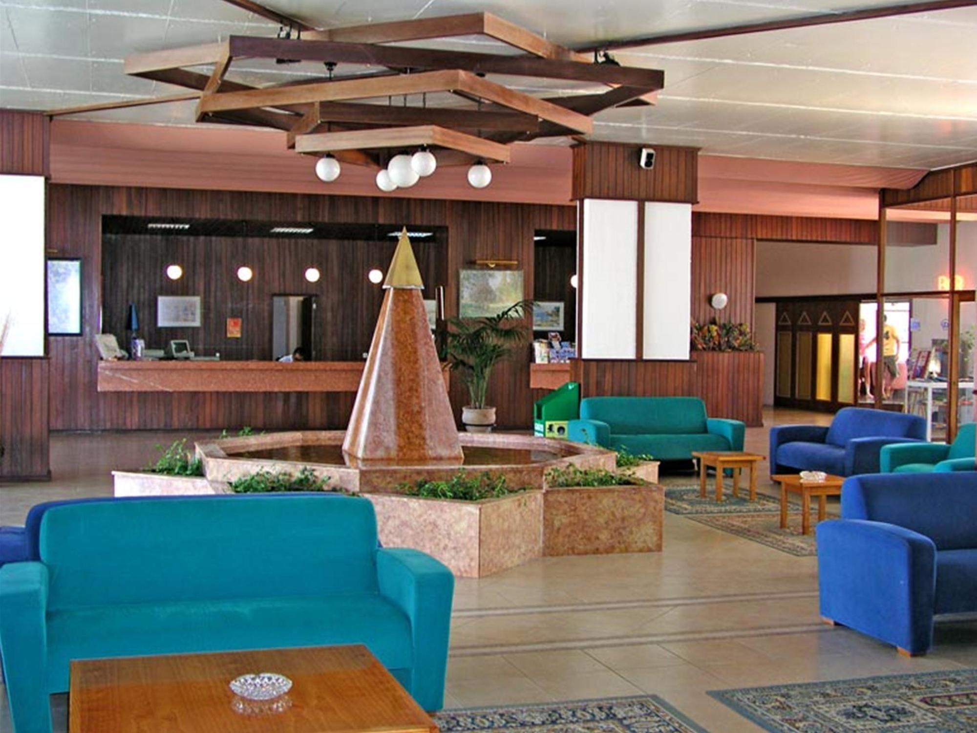Hotel Luar Портиман Экстерьер фото