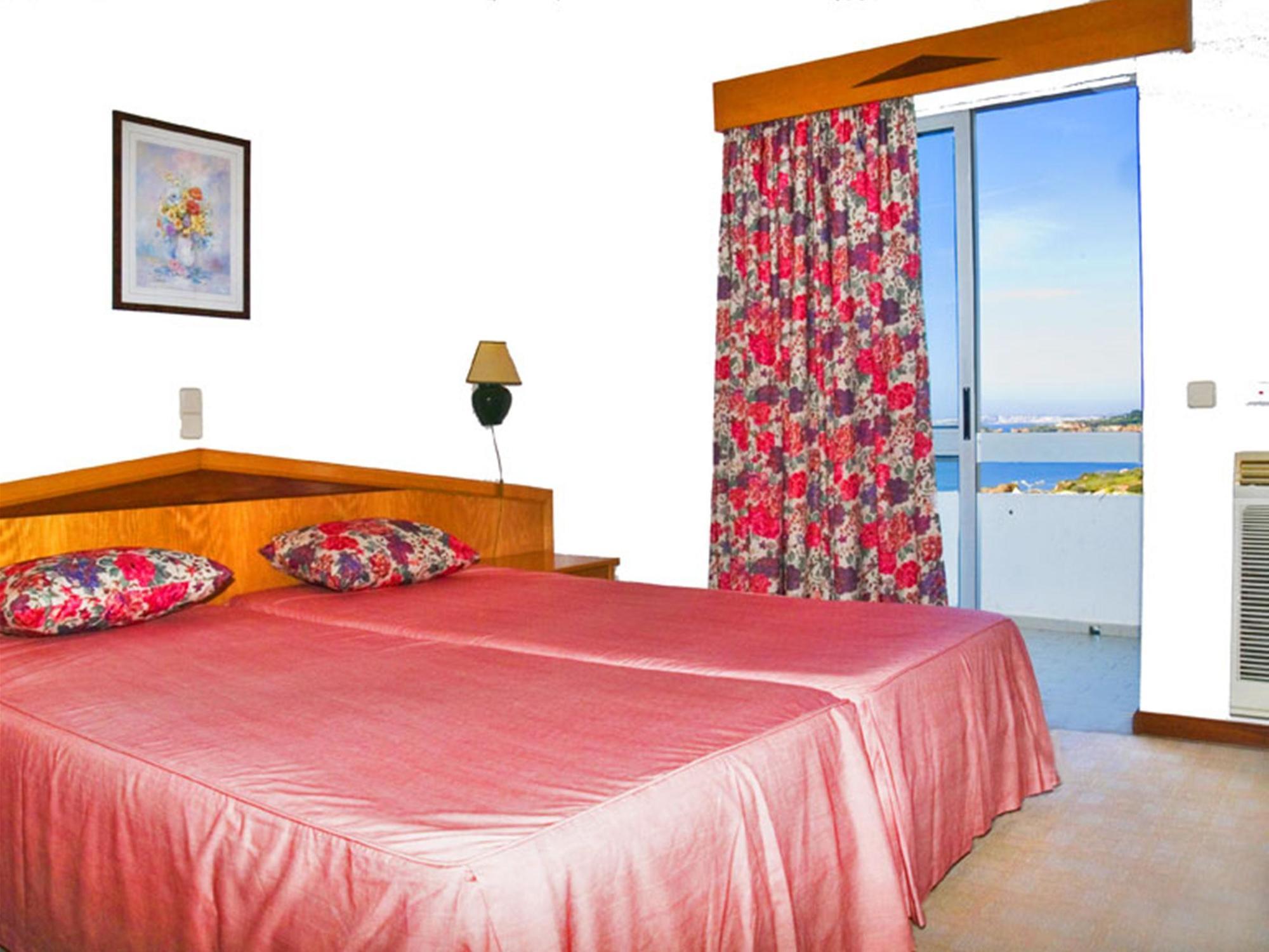 Hotel Luar Портиман Экстерьер фото