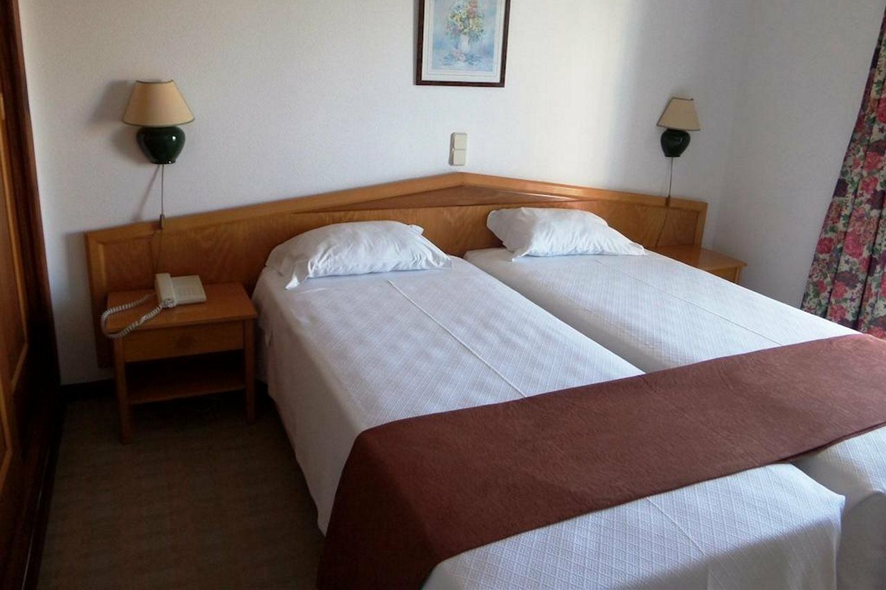 Hotel Luar Портиман Экстерьер фото